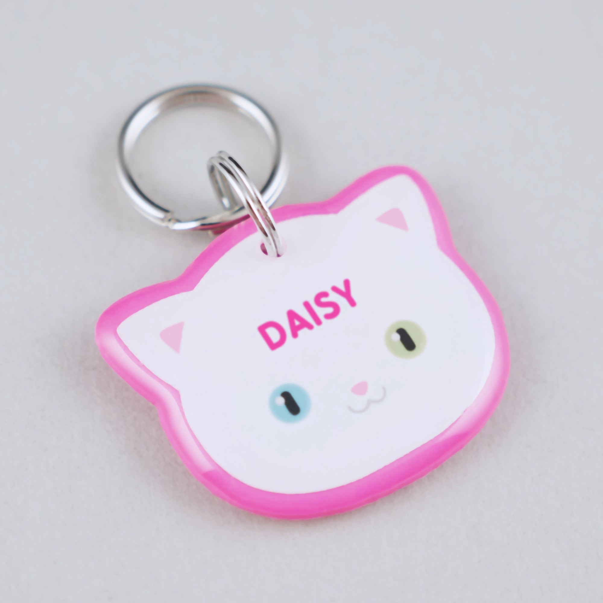 Odd Eyed Cat ID Tag - Pixsqueaks